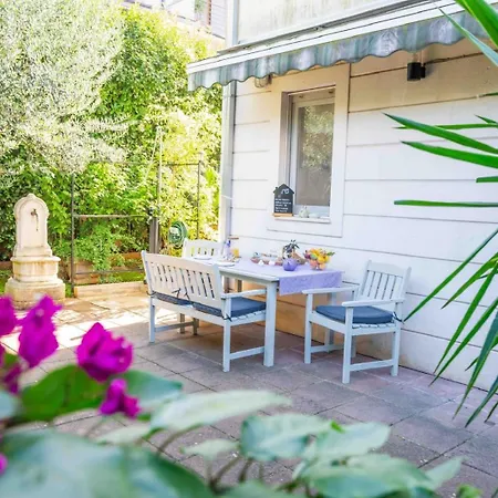 아파트 Garden4you - With Terrace And Garden Next To Marjan Park - 2 Free Bikes 스플리트