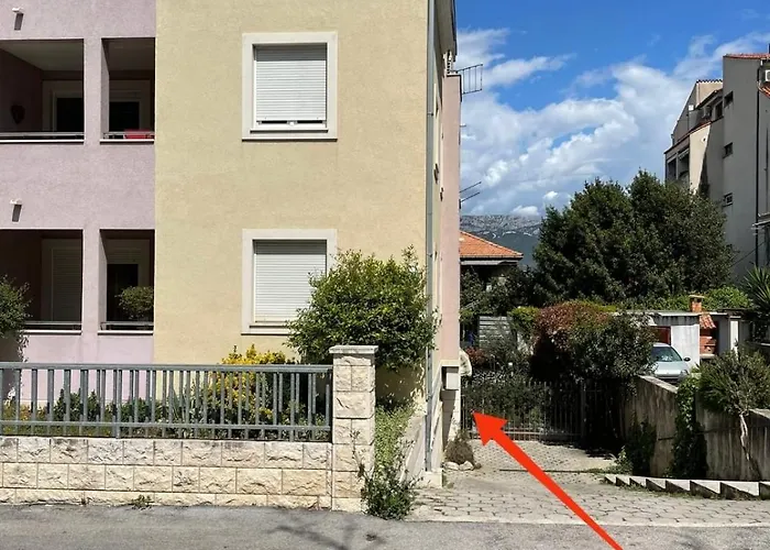 Apartment With Terrace And Garden Next To Marjan Park - 2 Free Bikes Split